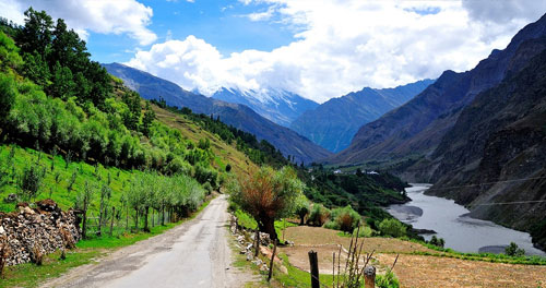 Kullu Manali Tour Packages from Indore
